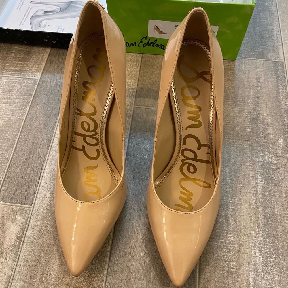 Sam Edelman nude pump
